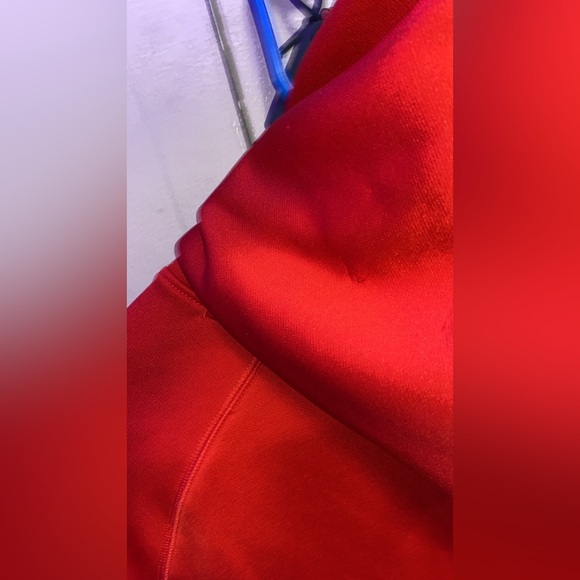 red under armor hoodie - Picture 10 of 13